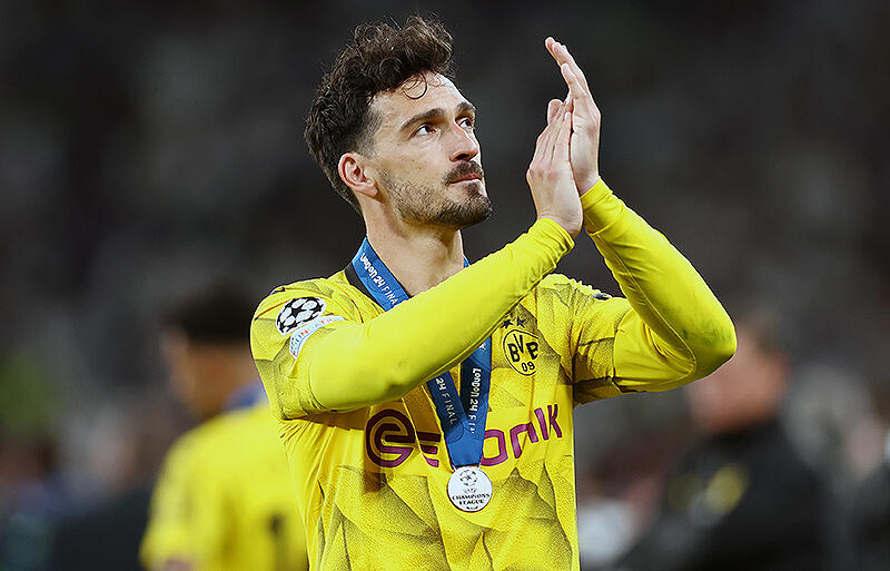 敗戦もチーム称えたフンメルス