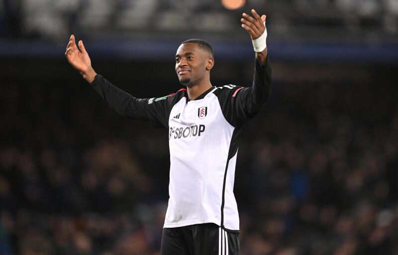 フルアムとの契約満了で去就注目のアダラバイヨ