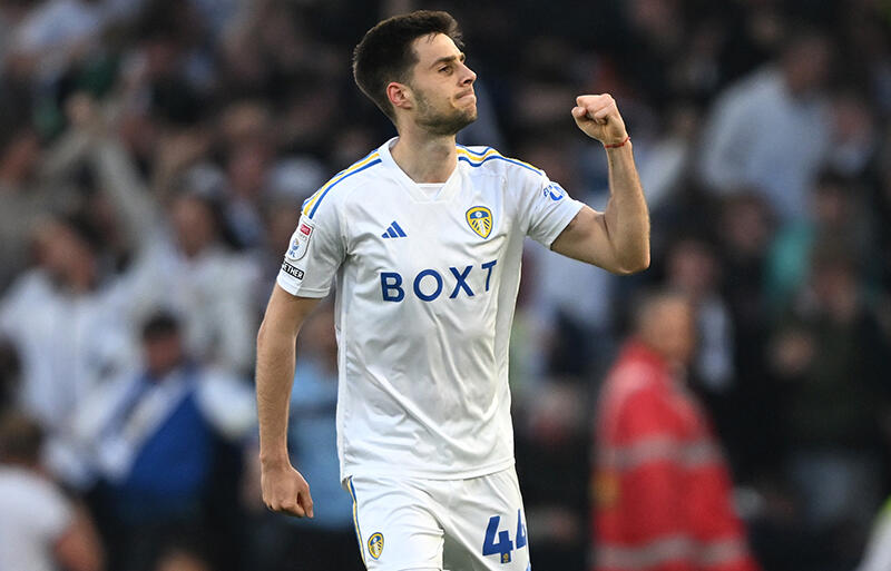 イリア・グルエフにはドルトムントをはじめブンデスリーガ方面から関心