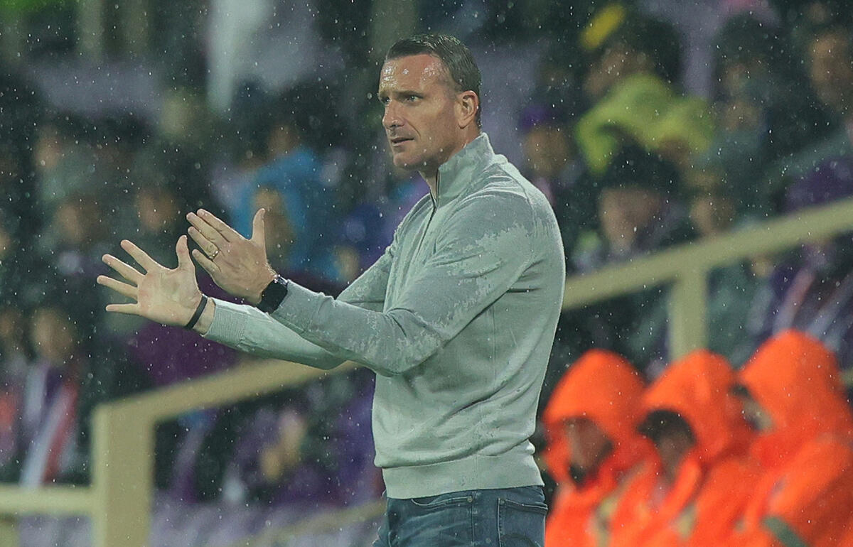 暫定指揮官でクラブを優勝に導いたヘイエン監督