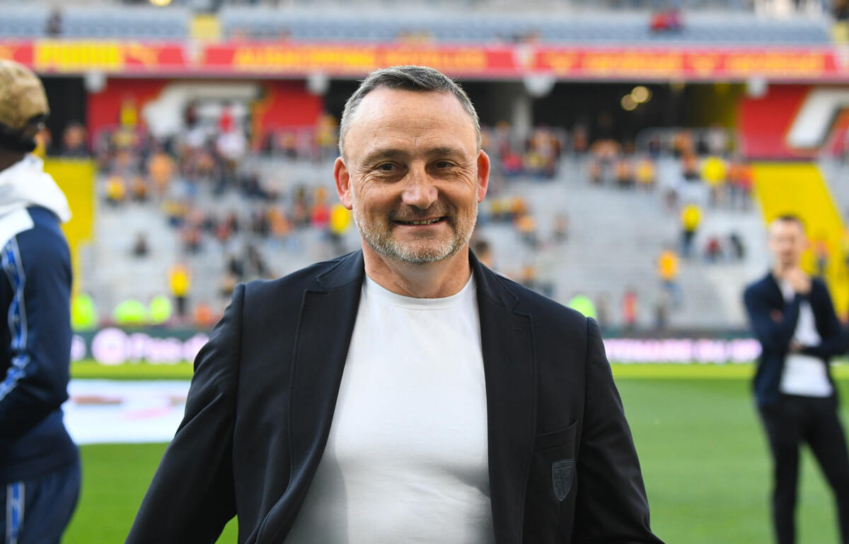 RCランスを2部からCLまで引き上げたエズ監督