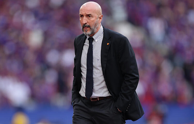 明治安田Jリーグ月間優秀監督賞を受賞したランコ・ポポヴィッチ監督