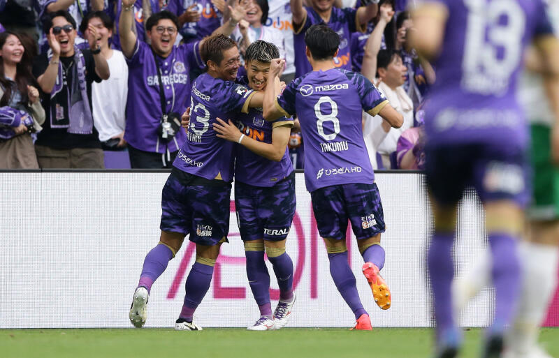 先制ゴールの加藤陸次樹