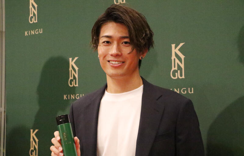 スキンケアブランドのブランドアンバサダー就任イベントに出席した中村敬斗