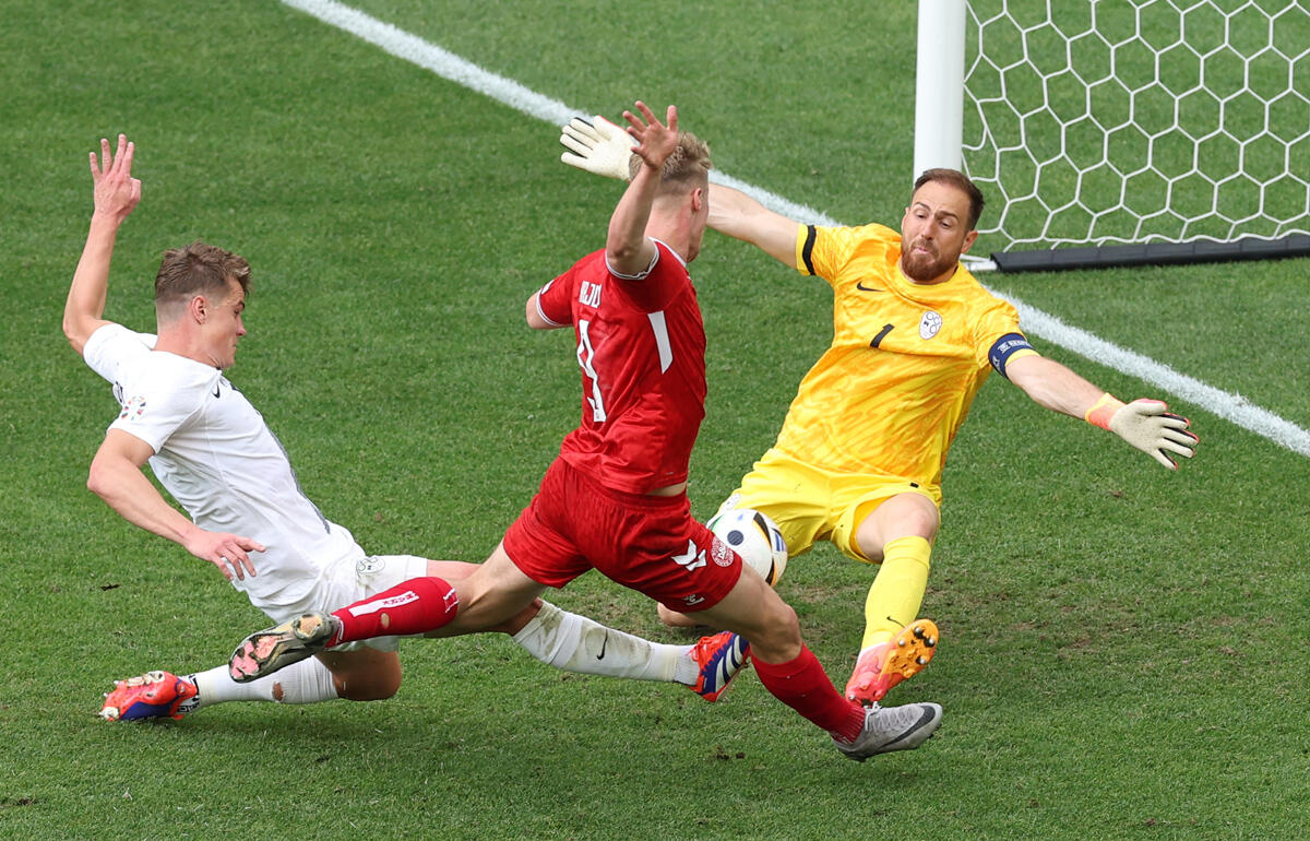 スロベニアをドローに持ち込んだGKオブラク