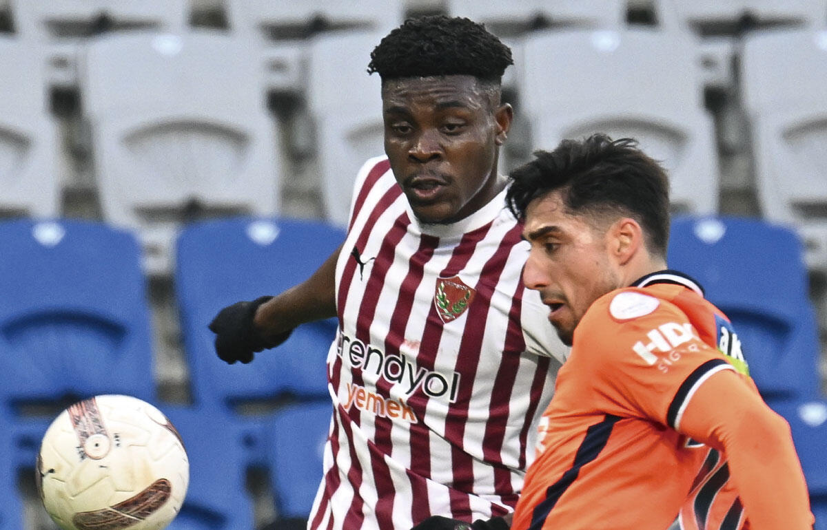 ナイジェリア代表MFフィサヨ・デレ＝バシル(23)