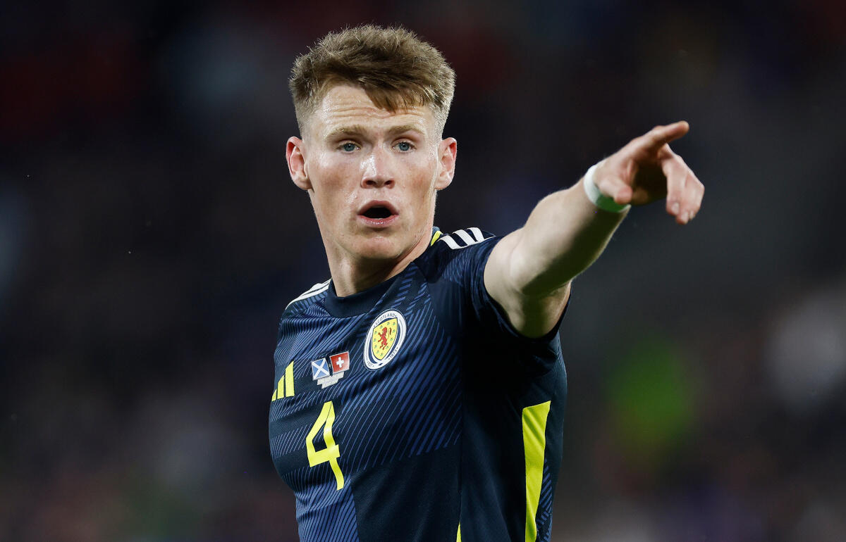 先制点を奪ったマクトミネイ