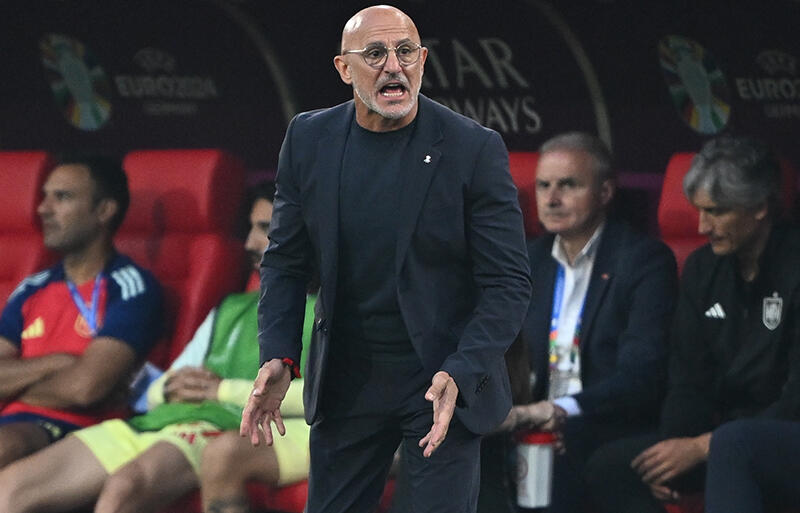 ルイス・デ・ラ・フエンテ監督がグループ全勝のチームを評価