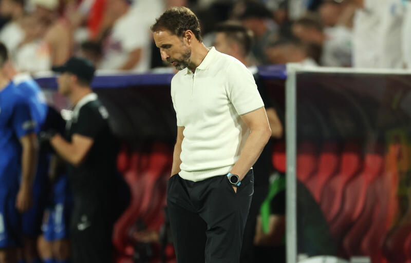 イングランド代表を率いるサウスゲイト監督