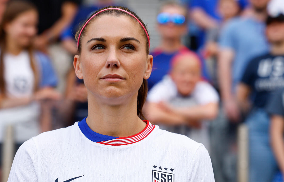 アメリカ女子サッカー代表 アレックス・モーガン 直筆サイン入り