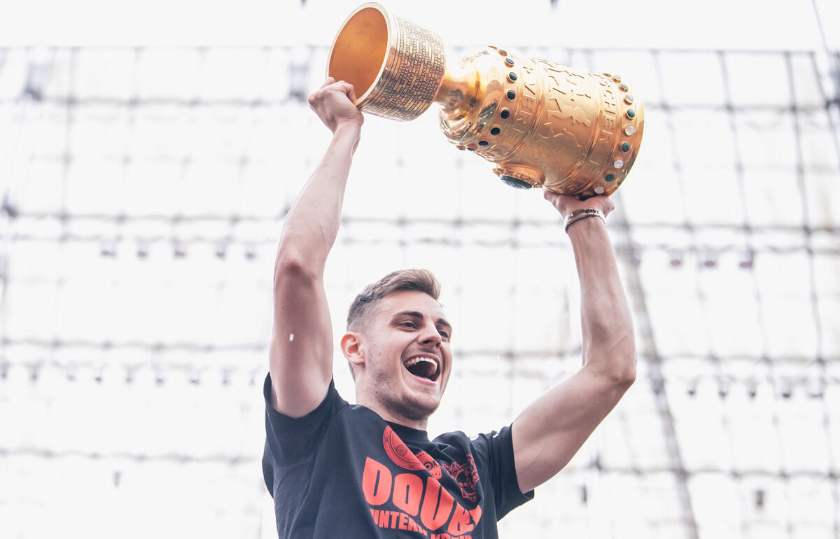 昨季はレバークーゼンでの武者修行で2冠を経験したスタニシッチ