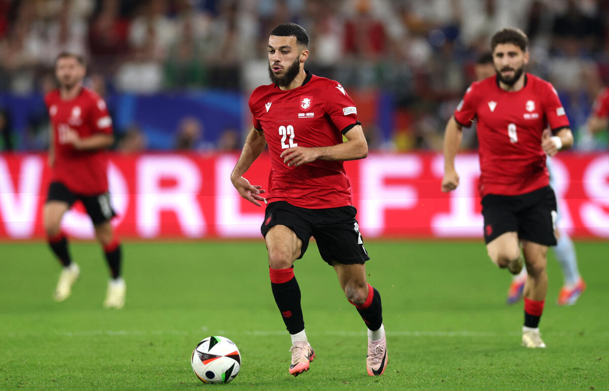 フランス国内で注目集まるミカウタゼ