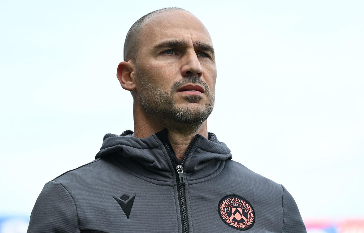 兄の下を離れて初めて監督を務めるパオロ・カンナバーロ氏