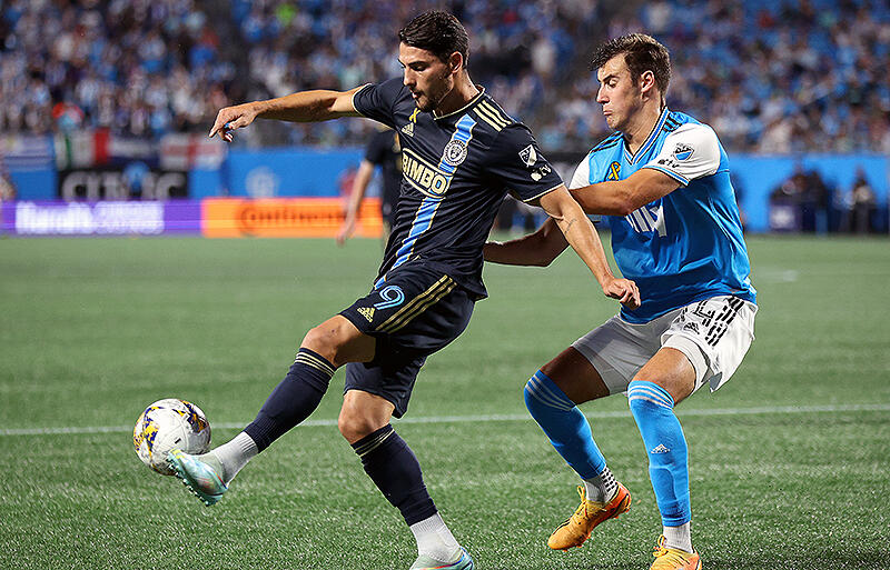 フェイエ加入のカランサ