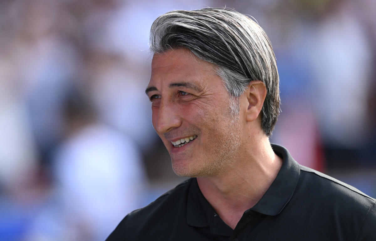 イングランド戦を控えるヤキン監督