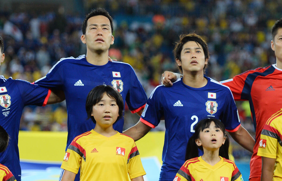 サッカー 日本代表 ユニフォーム アディダス 6番 内田篤人 細く