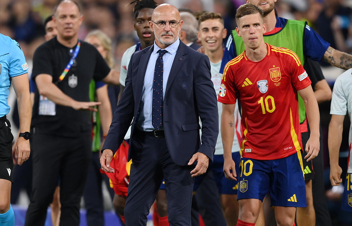 ルイス・デ・ラ・フエンテ監督がチームを絶賛