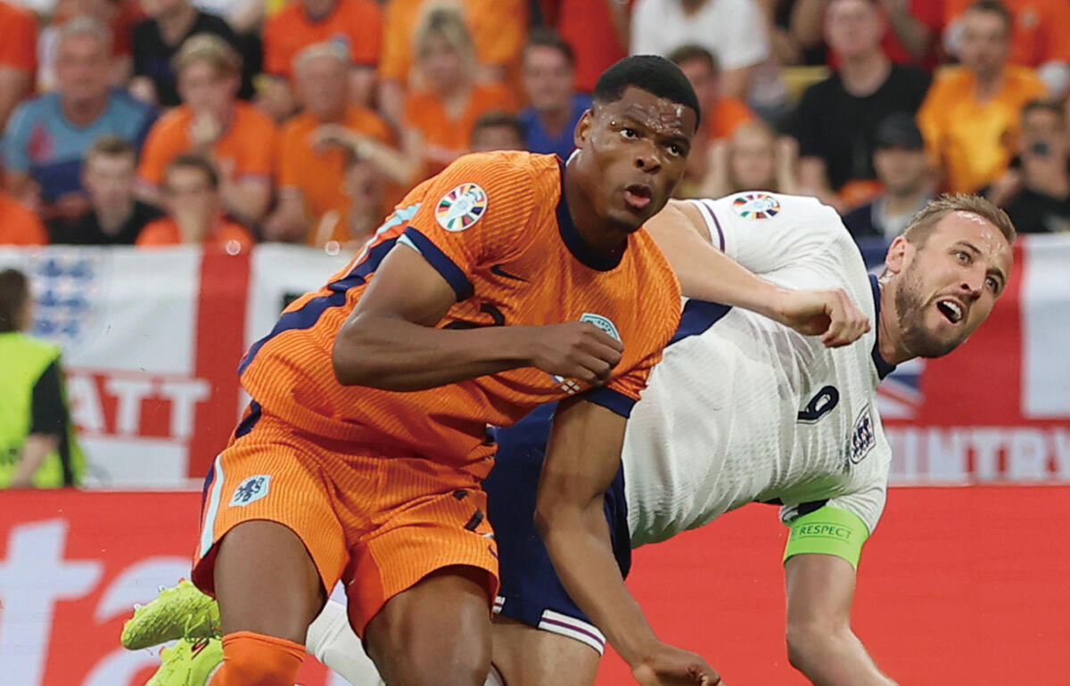 オランダ代表MFデンゼル・ダンフリース(28)