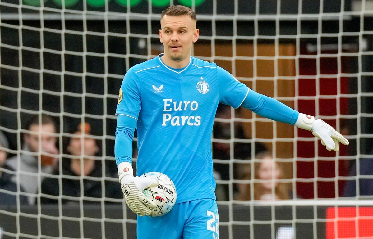 フェイエノールトのゴールを守るヴェレンロイター