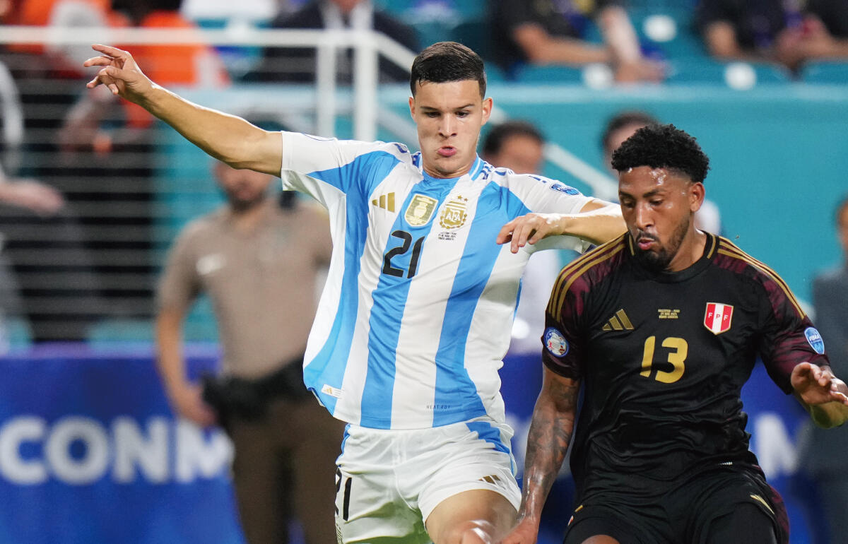 アルゼンチン代表MFバレンティン・カルボーニ(19)