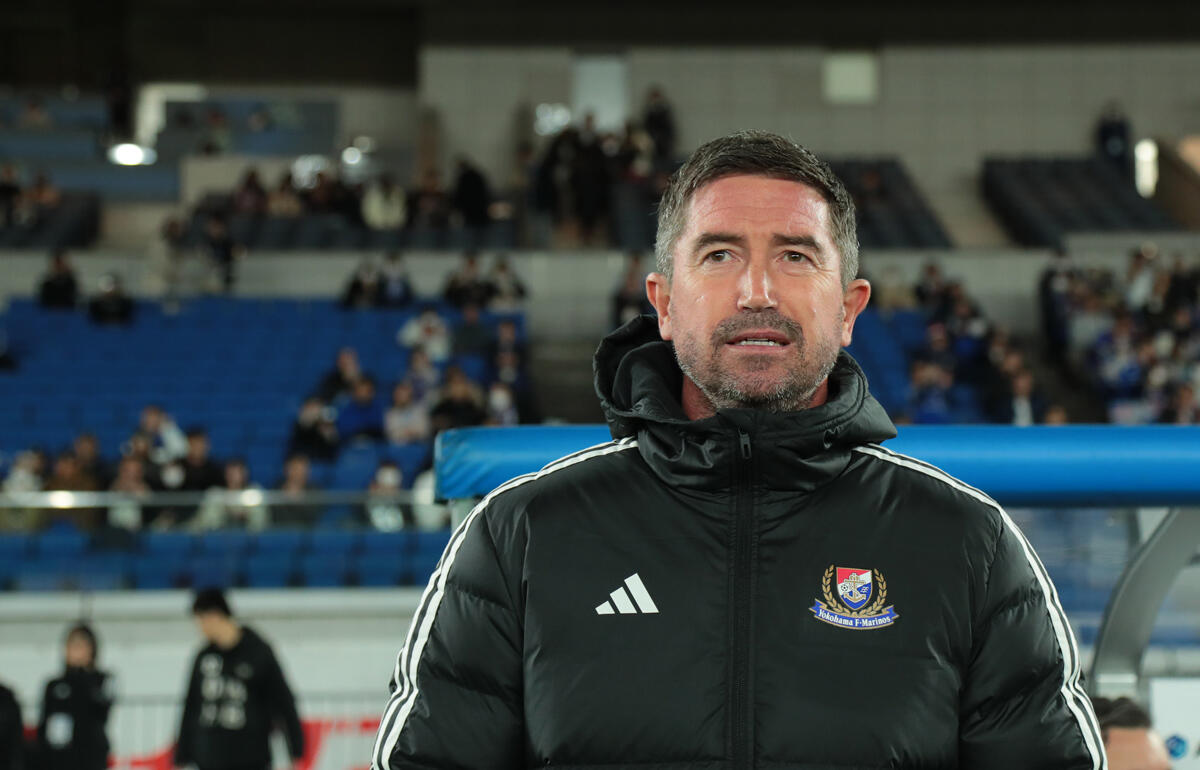 横浜F・マリノスで悪戦苦闘するハリー・キューウェル監督