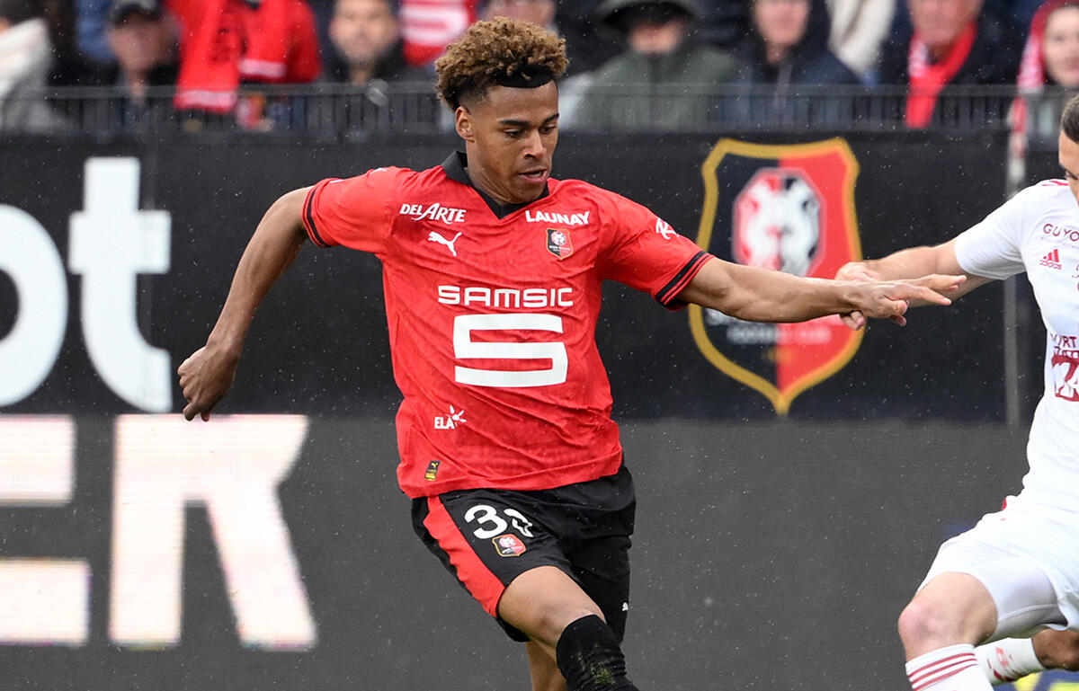 ビッグクラブ関心のドゥエ