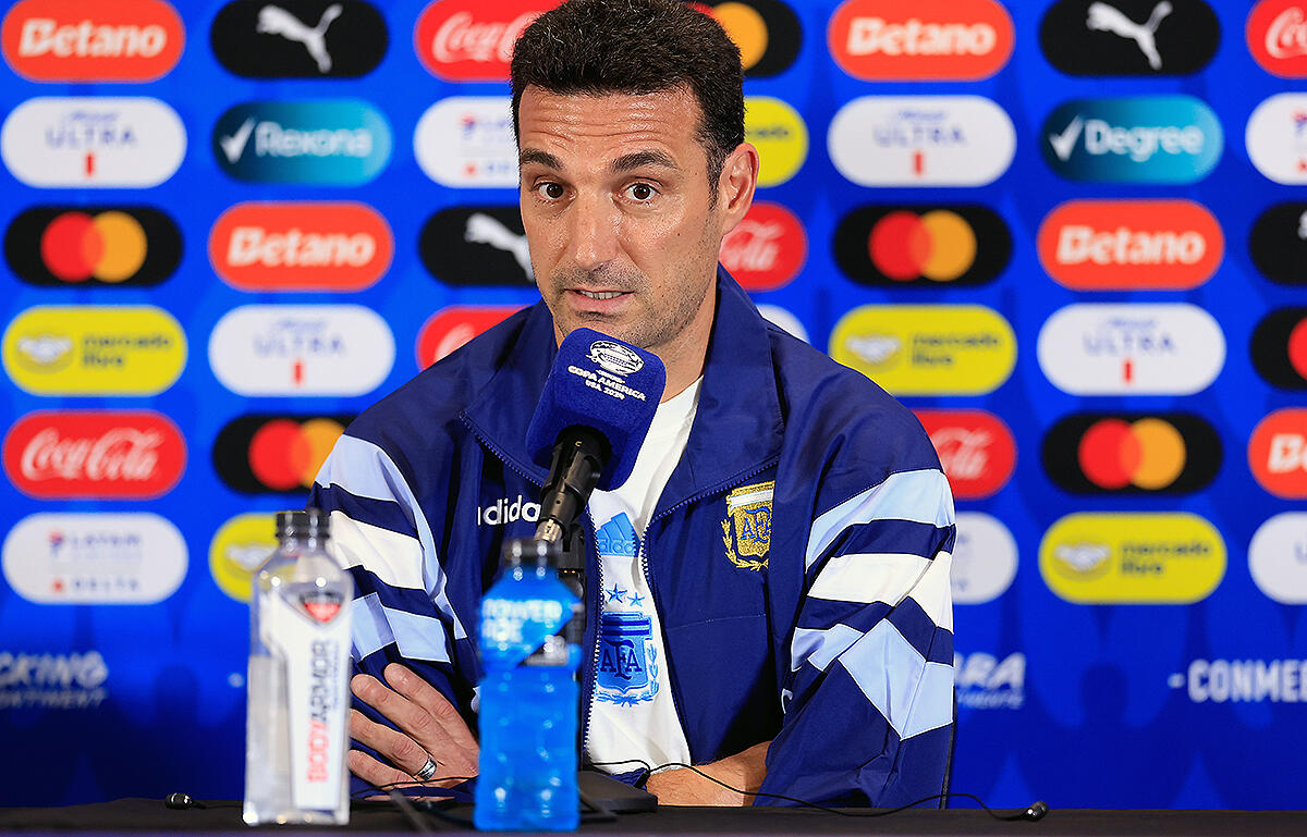 決勝前会見でウルグアイに言及したスカローニ監督