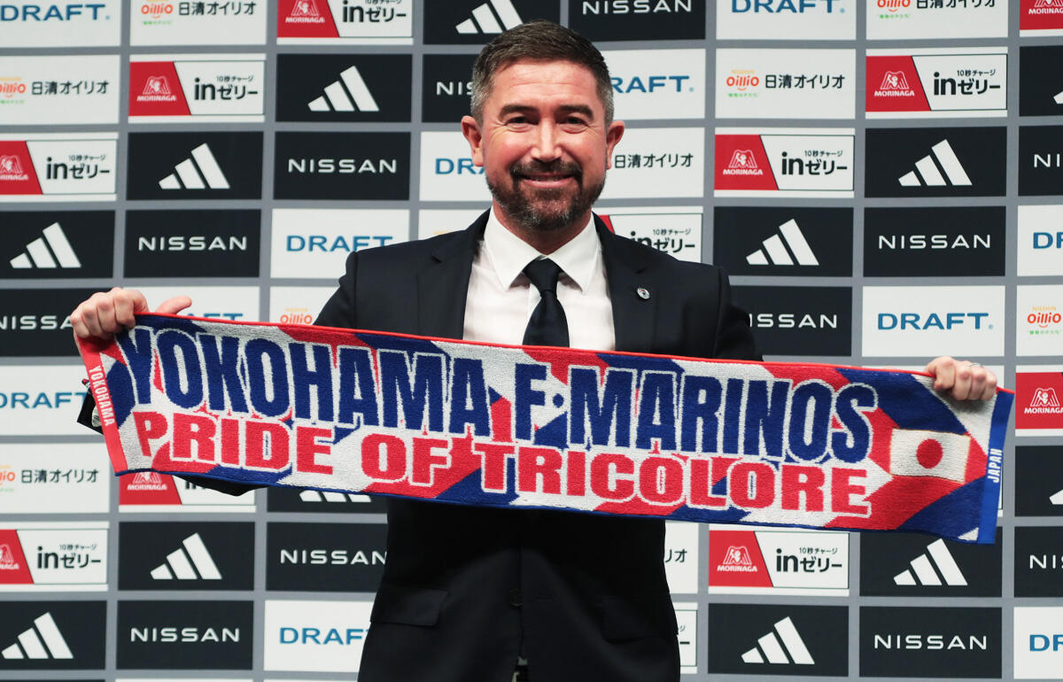 半年で監督の座を退くこととなったキューウェル監督