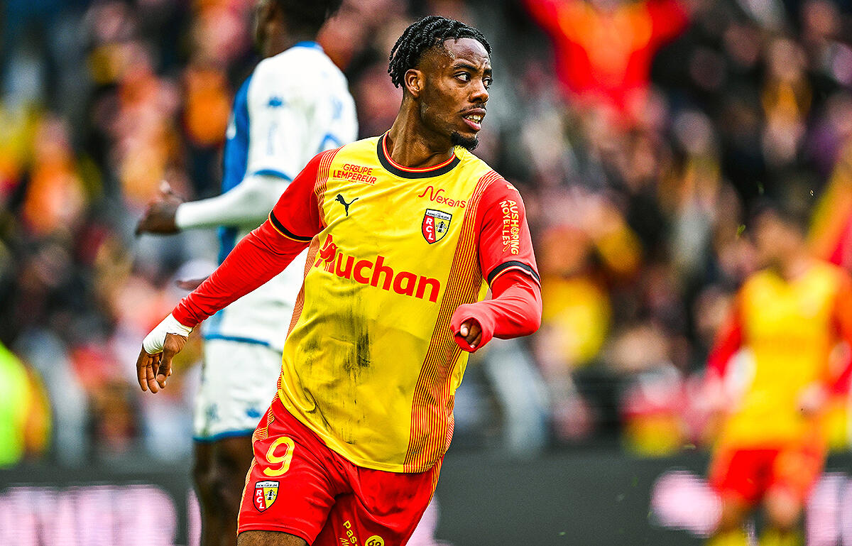 チェルシー再関心のワイ