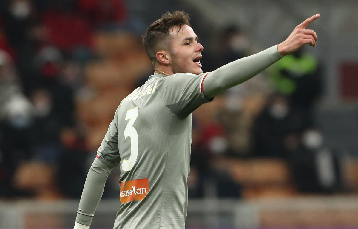 ジェノアでプレーしていたファンフースデン