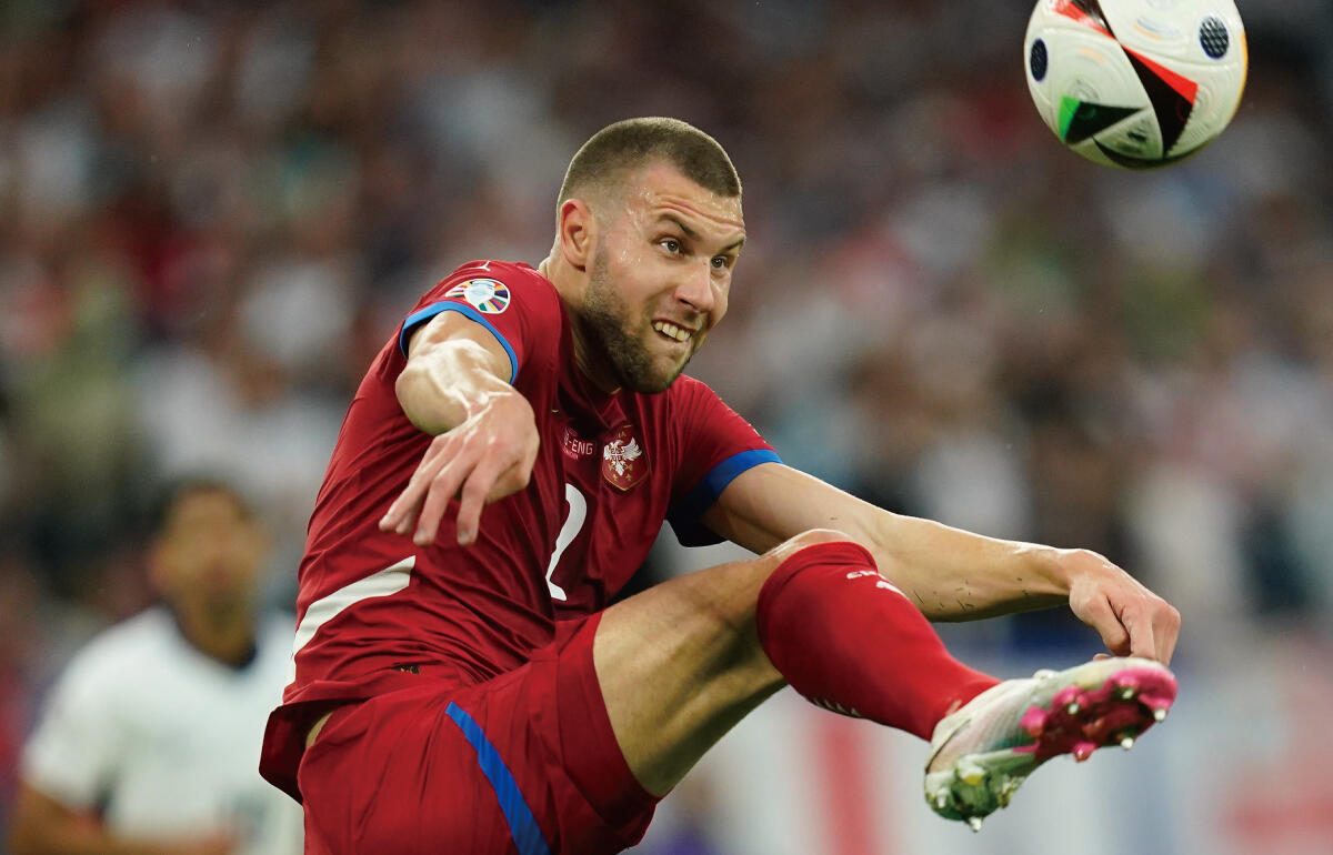 セルビア代表DFストラヒニャ・パブロビッチ(23)