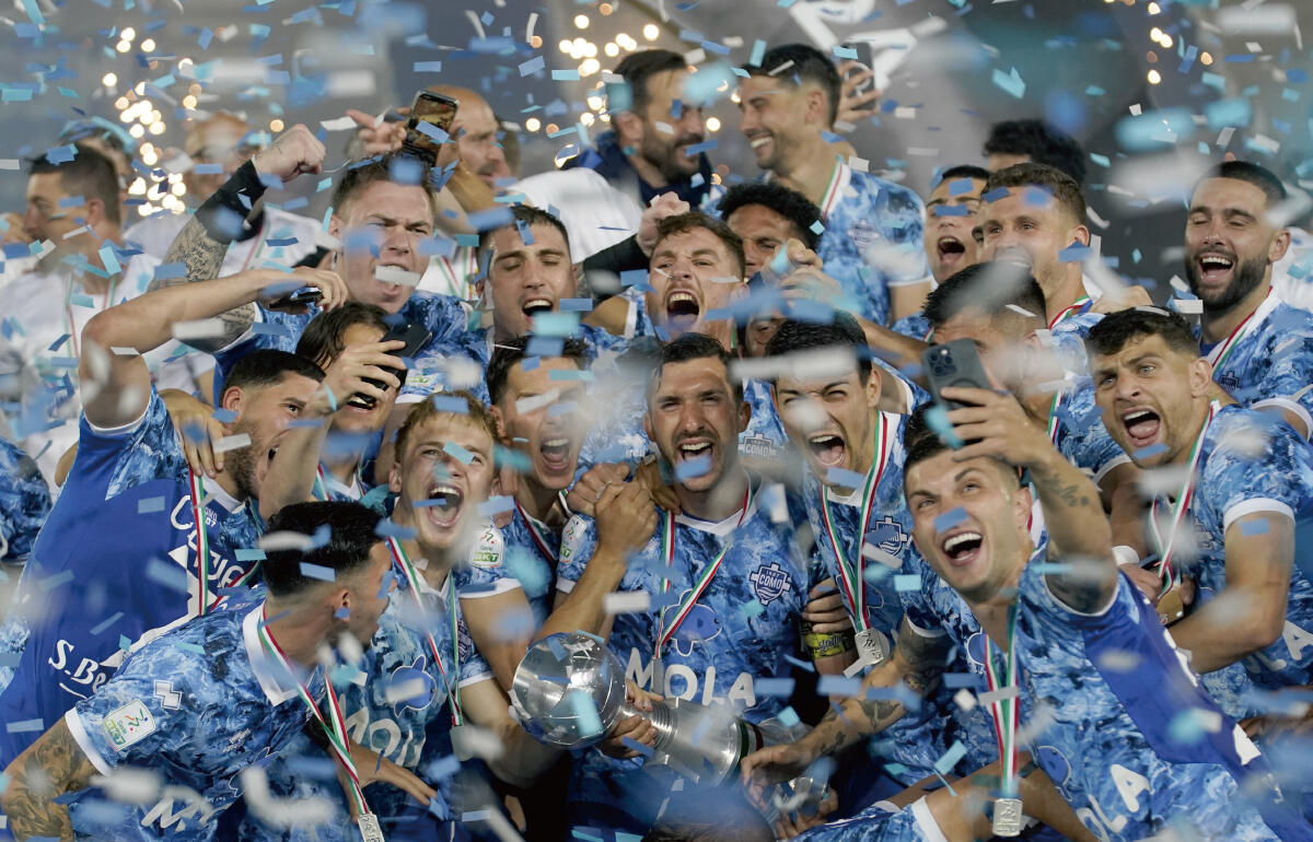 昨季セリエB2位でセリエA昇格を掴んだコモだが...