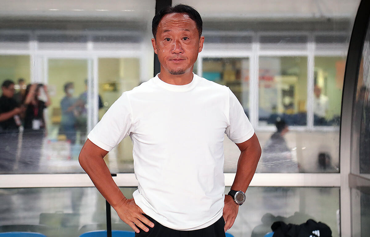 初の海外クラブとの対戦に臨んだ黒田剛監督