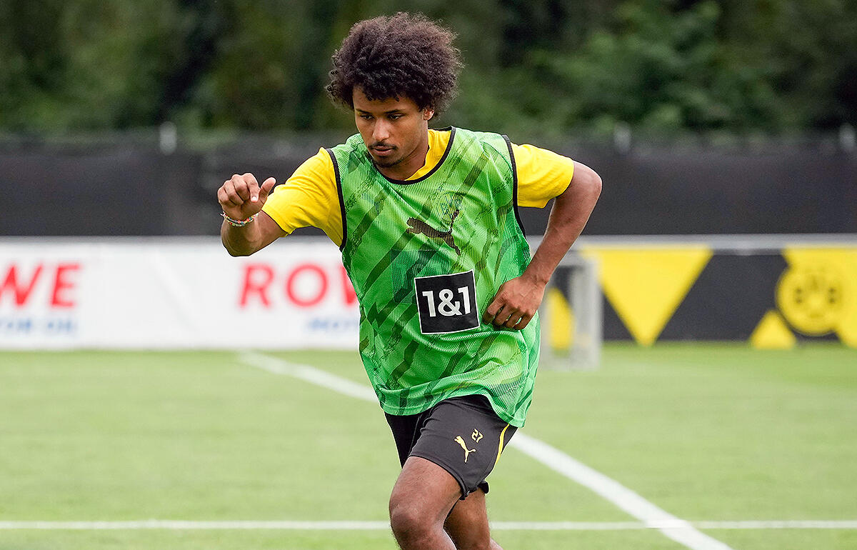 ドルト残留見込みのアデイェミ