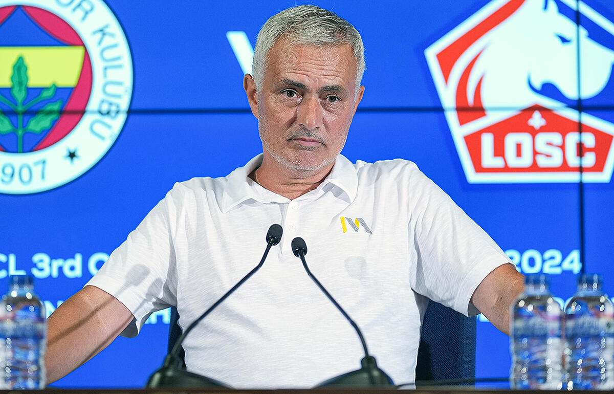 新天地で早くも自虐コメント