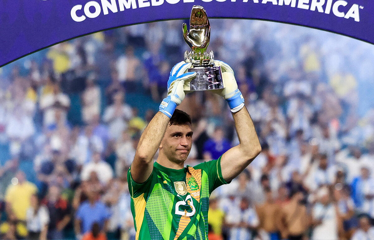 今季からビラでも背番号「23」をつけるマルティネス