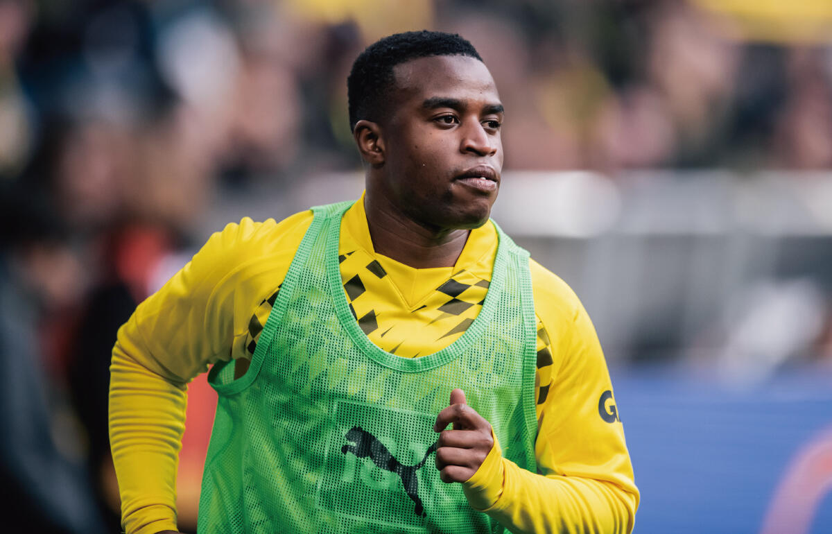 ドルトムントとの関係は最悪...ユスファ・ムココ(19)