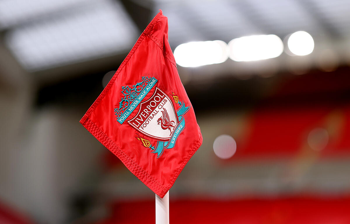 リバプールの3rdキットがお披露目！