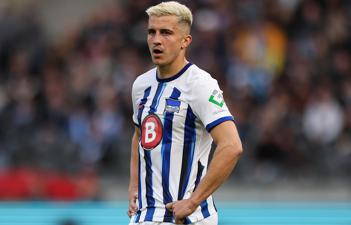 コモがヘルタ・ベルリンからDFケンプフを獲得