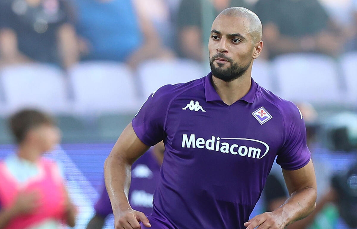 フェネルバフチェへレンタル移籍するアムラバト