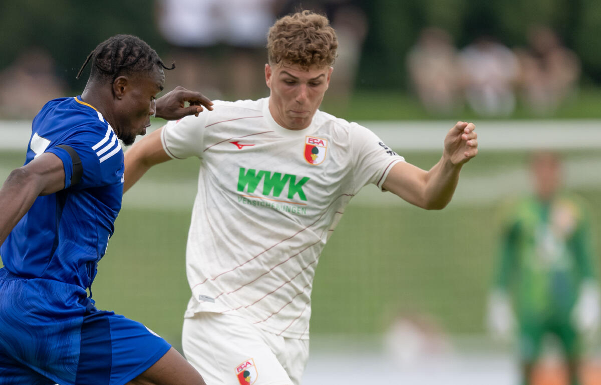 セルティック入りのエンゲルス