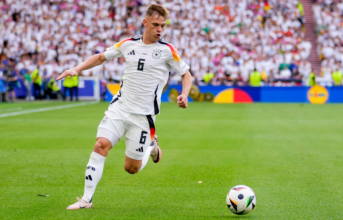 ドイツ代表の新キャプテンに就任したキミッヒ