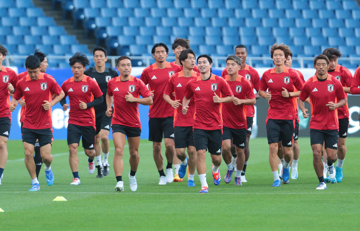 試合前日にランニングする日本代表