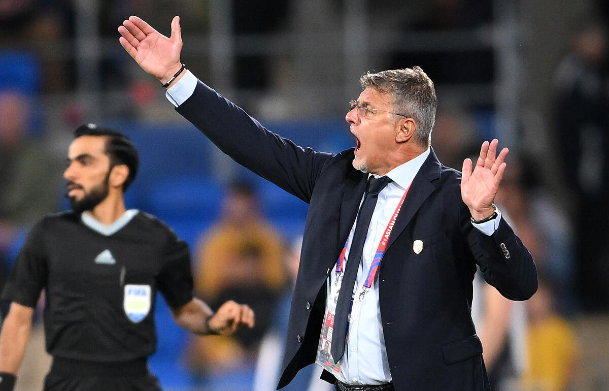 バーレーンを指揮するタライッチ監督