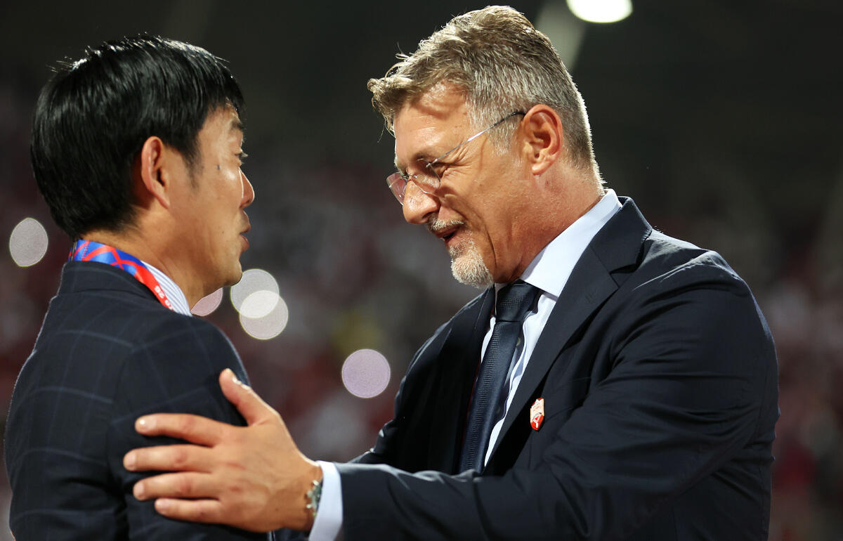 バーレーンを指揮するタライッチ監督