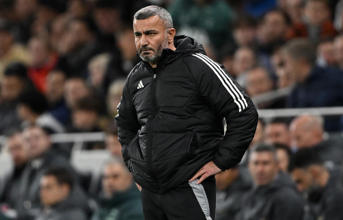 数的優位生かせずに敗戦のカラバフ監督