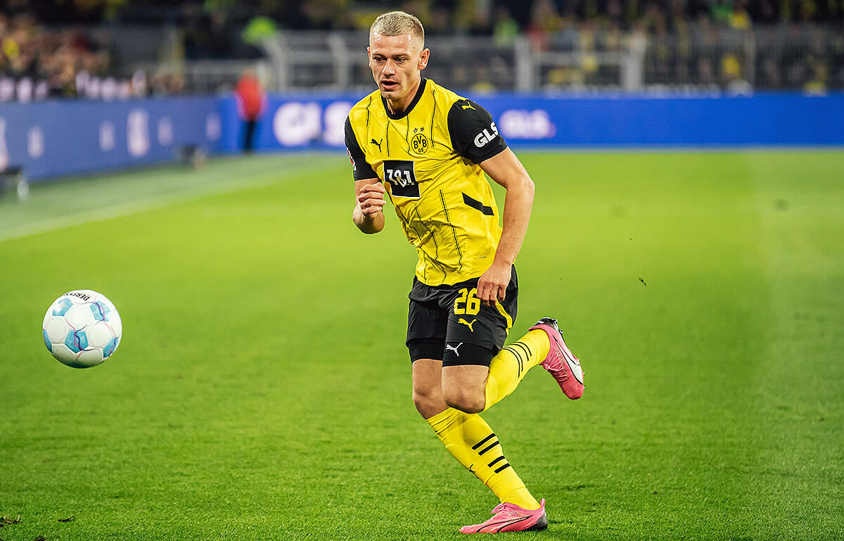 ドルトの両サイド支えるリエルソン