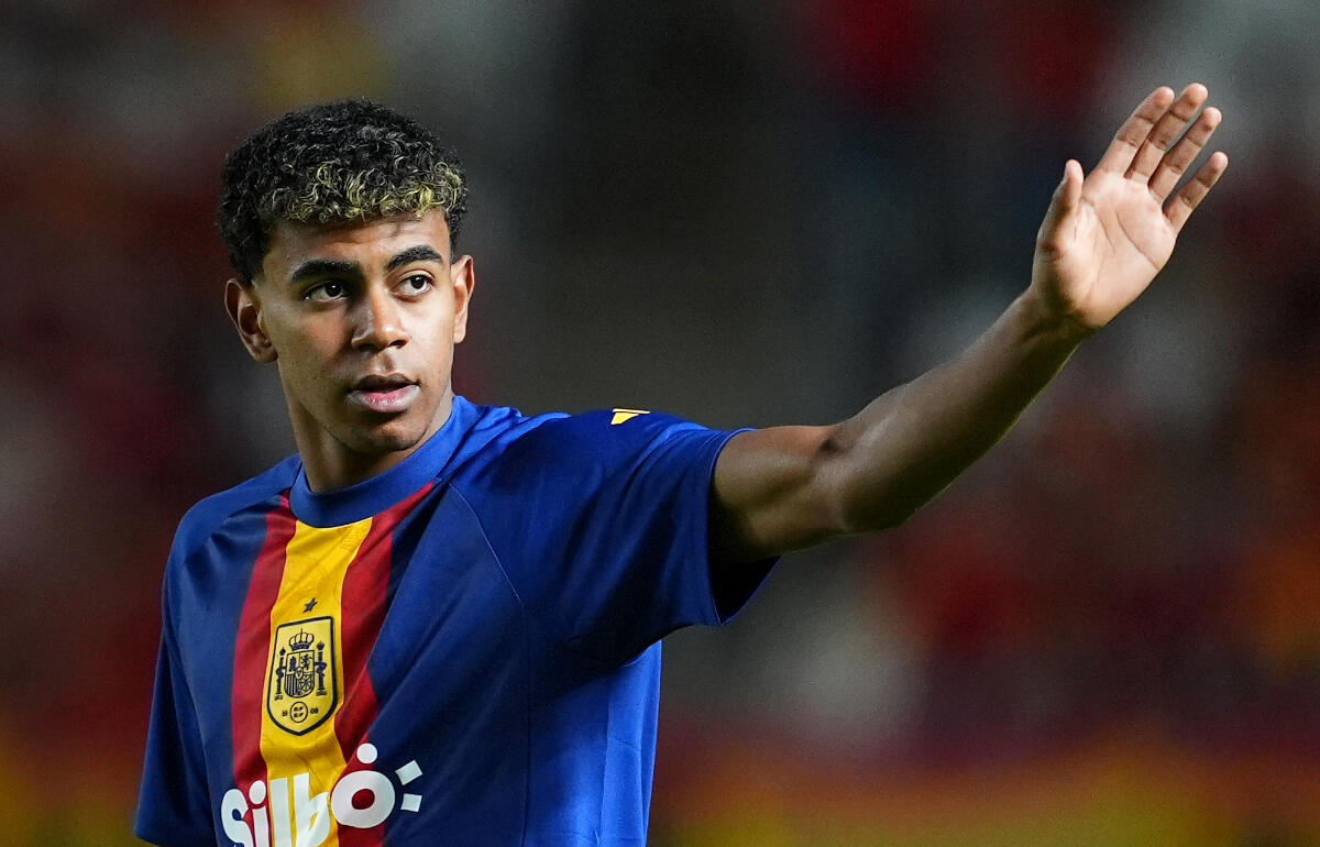 バルセロナとスペイン代表で輝き続けるヤマル