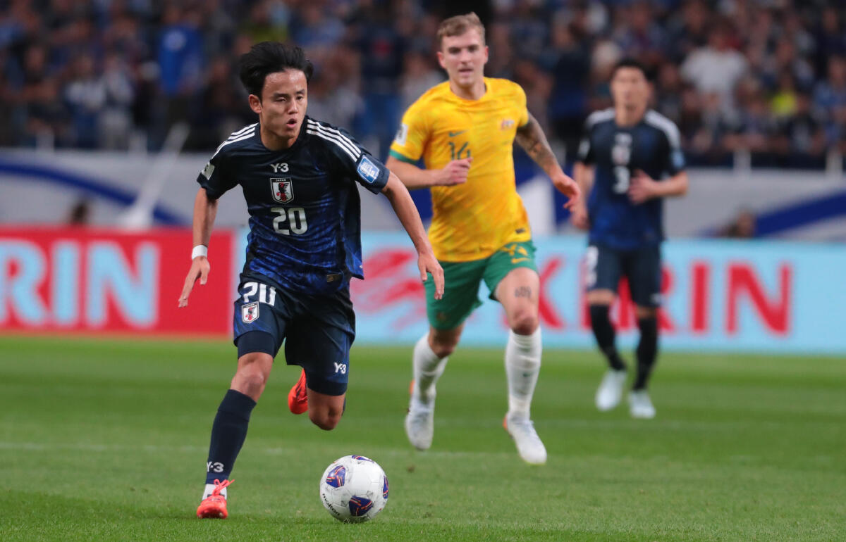 三笘薫とともに仕掛けで存在感の久保建英