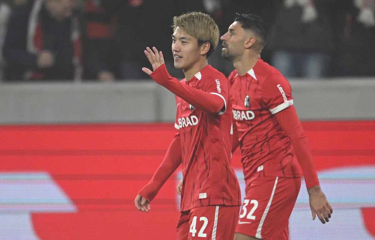 今季5点目を決めた堂安律